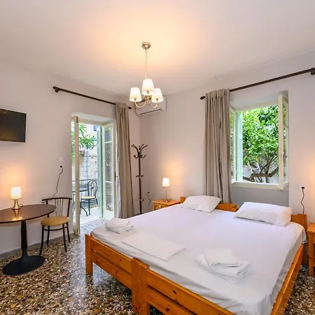 Romantic Kardamyli